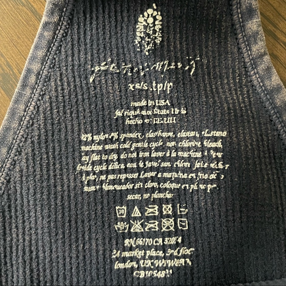NWOT Free People // Happiness Runs Crop Tank - XS/S - Picture 3 of 6